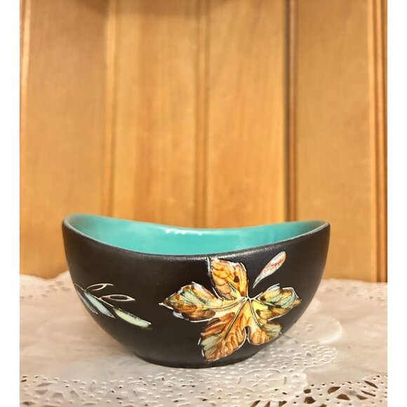 Vintage Canadian Pottery Creamer & Sugar Bowl Set By Herta Decorated Leaf Design - Picture 7 of 9